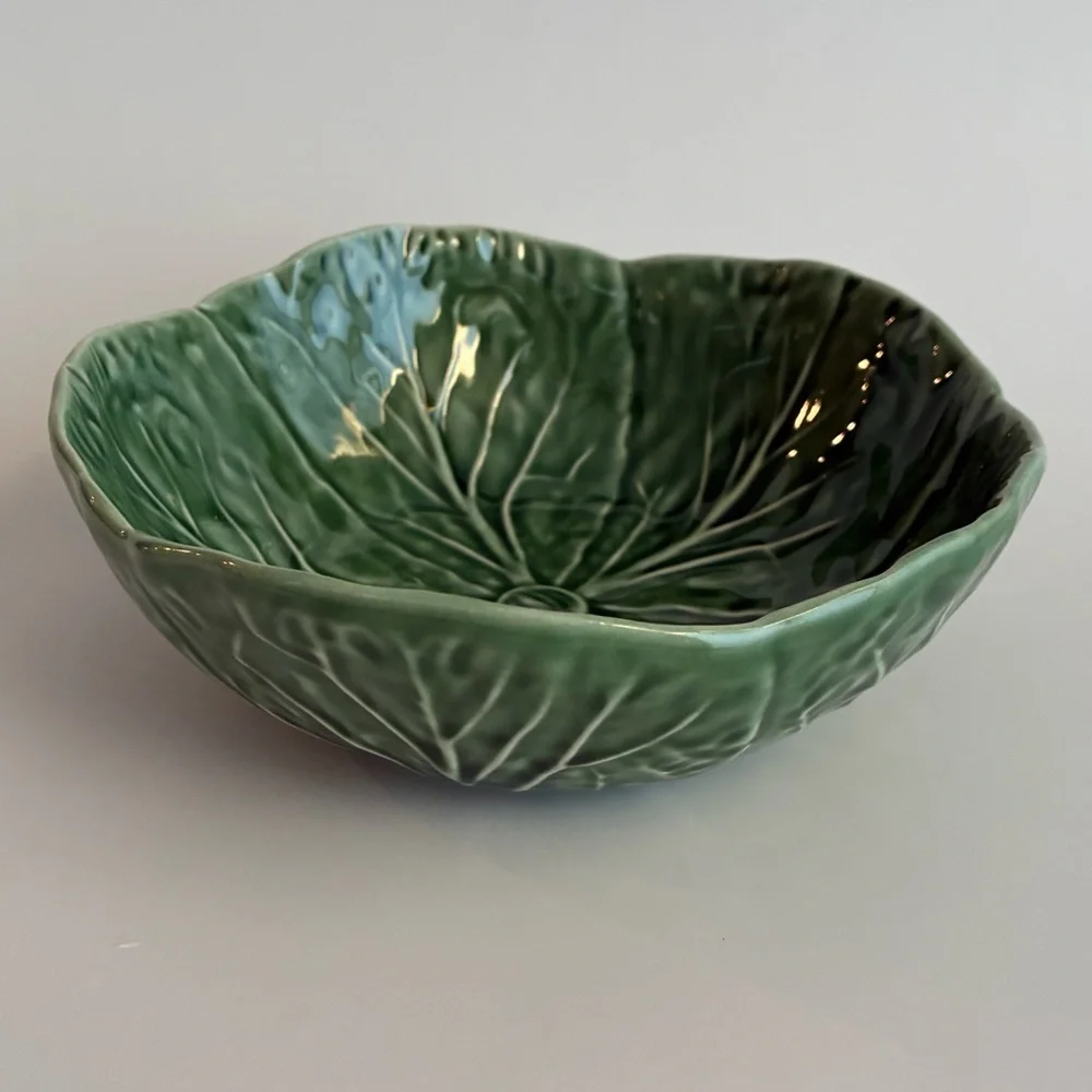 Vintage San Raphael Bordallo Pinheiro Green Cabbage Salad Accent Bowl 6.5” EUC